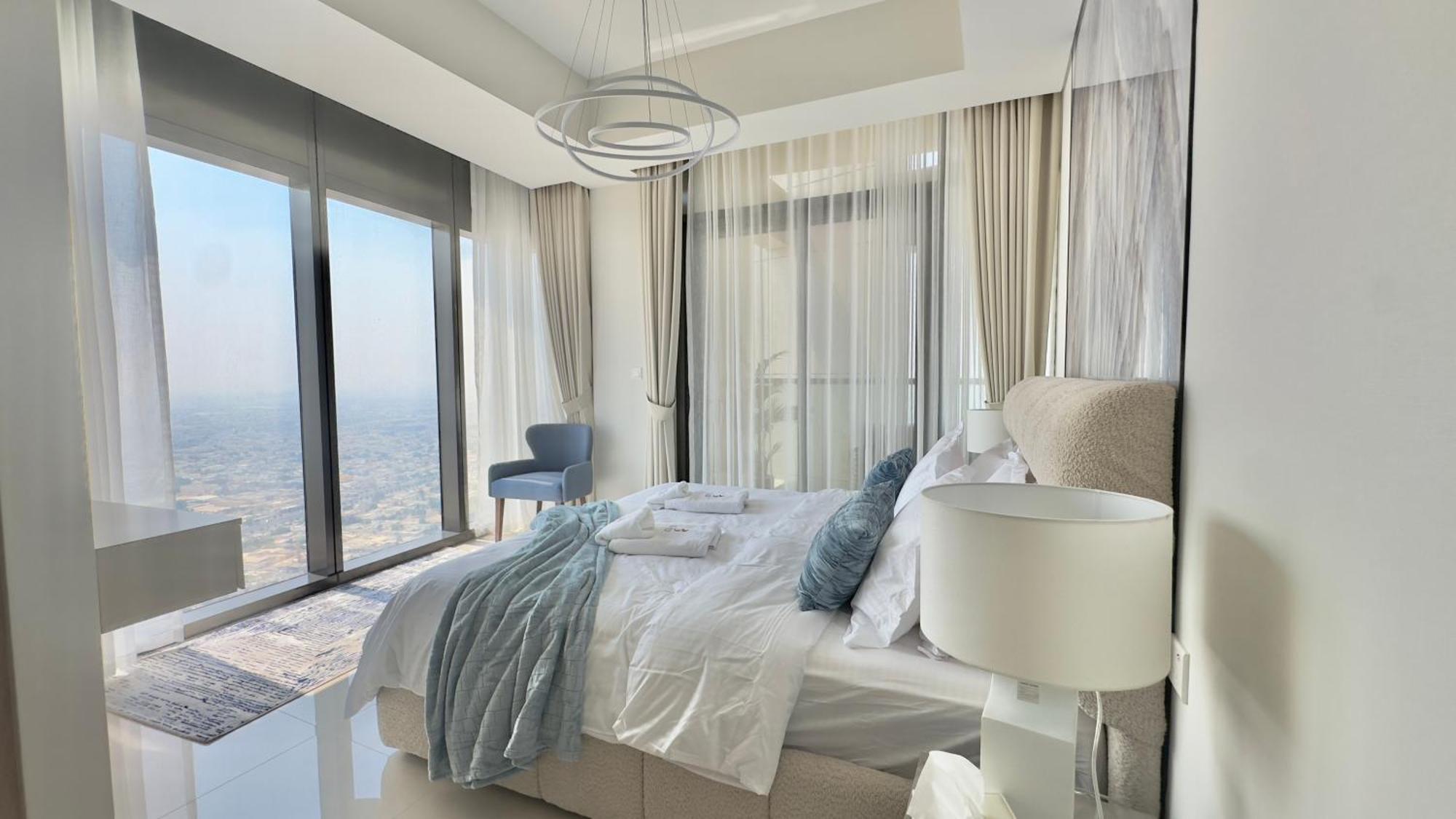Apartment Premium 3br W Skyline Views Luxury At Floor 50 By Vibel Dubai
