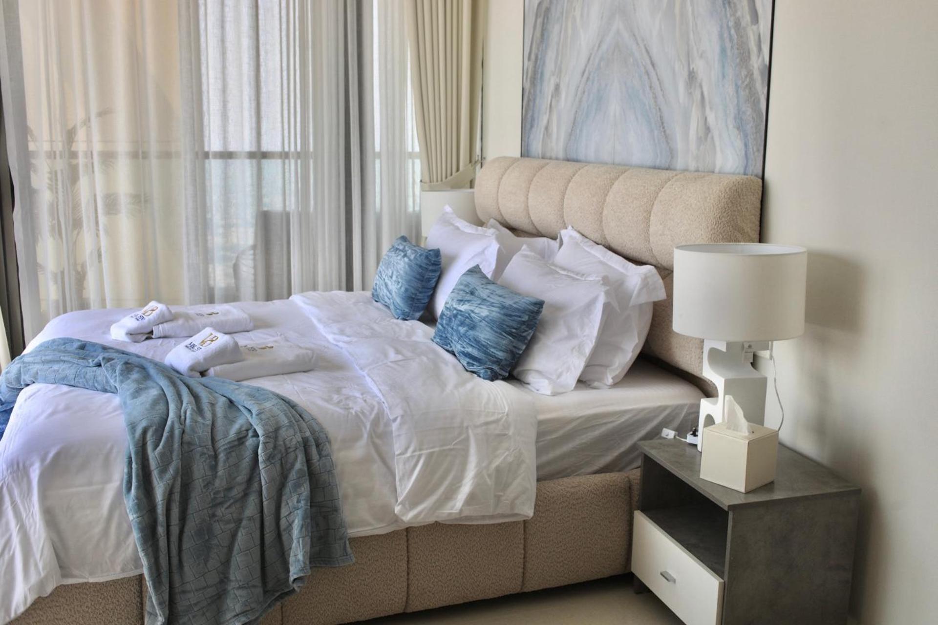 Premium 3br W Skyline Views Luxury At Floor 50 By Vibel Dubai