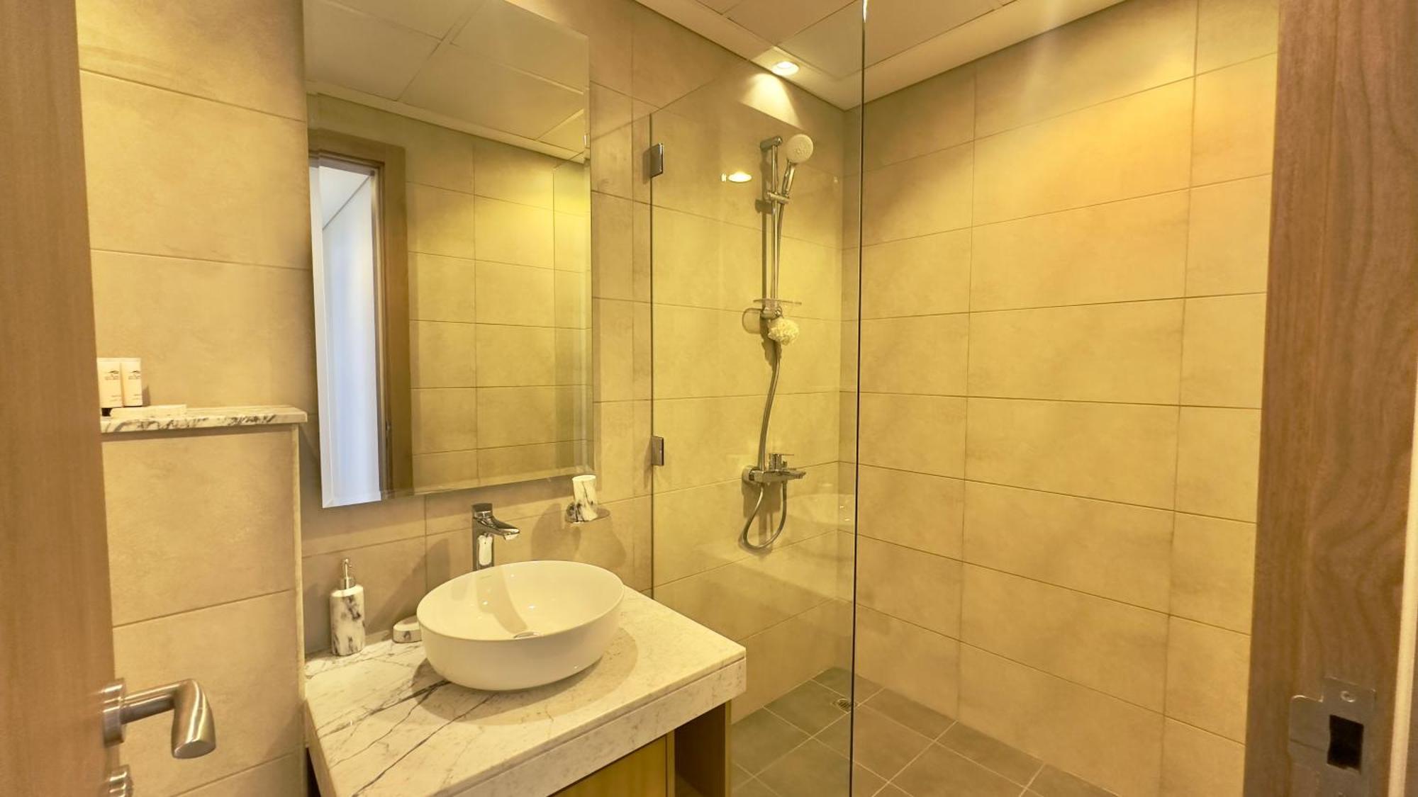 Premium 3br W Skyline Views Luxury At Floor 50 By Vibel Dubai